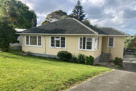 Photo of property in 5 Christina Avenue, Te Atatu South, Auckland, 0602