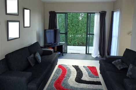 Photo of property in 42 Park Avenue, Papatoetoe, Auckland, 2025