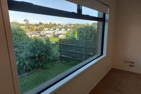 Photo of property in 1 Stockyard Crescent, Pukekohe, 2120