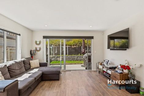 Photo of property in 48 Accolage Boulevard, Kumeu, 0810