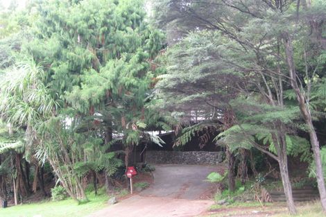 Photo of property in 230 Atkinson Road, Titirangi, Auckland, 0604