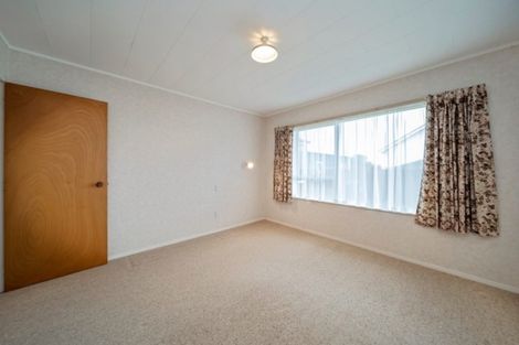 Photo of property in 4/32 Young Street, New Plymouth, 4310