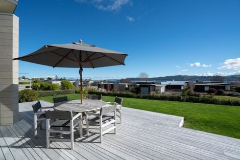 Photo of property in 12 Kurapoto Lane, Rainbow Point, Taupo, 3330