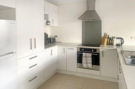 Photo of property in Santa Rosa, 6/340 Gulf Harbour Drive, Gulf Harbour, Whangaparaoa, 0930