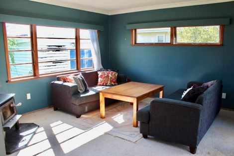 Photo of property in 19 Atmore Avenue, Otaki, 5512