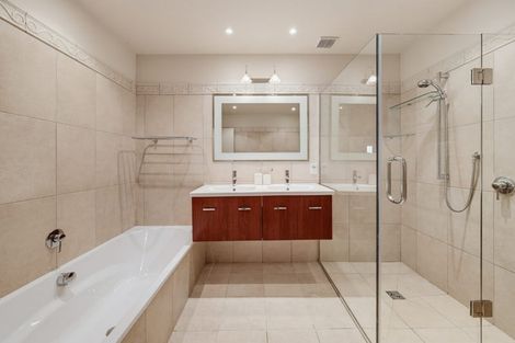 Photo of property in 168 Dyers Pass Road, Cashmere, Christchurch, 8022