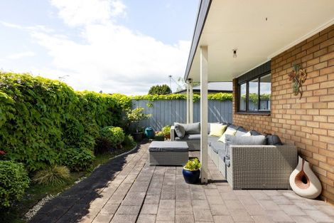 Photo of property in 2 Warwick Avenue, St Andrews, Hamilton, 3200