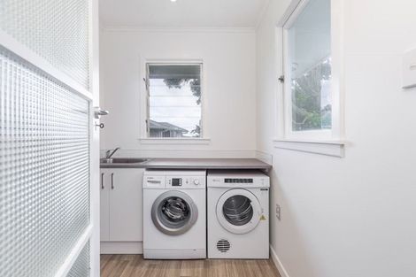 Photo of property in 1/25 Waipa Street, Birkenhead, Auckland, 0626