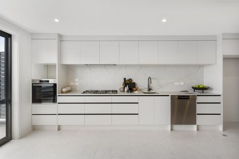 Photo of property in 108a Coronation Road, Hillcrest, Auckland, 0627