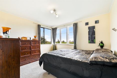 Photo of property in 24 Addison Street, Blockhouse Bay, Auckland, 0600