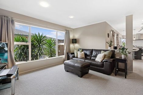 Photo of property in 30 Blake Boulevard, Papamoa Beach, Papamoa, 3118