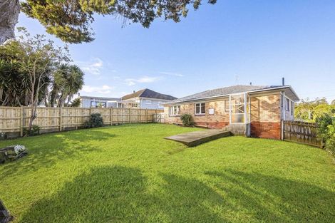 Photo of property in 38 Angelo Avenue, Howick, Auckland, 2014