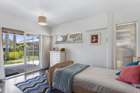 Photo of property in 80 Ngataringa Road, Devonport, Auckland, 0624