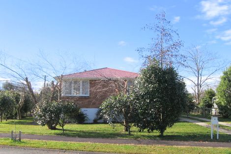 Photo of property in 16 Kingsway Crescent, Forest Lake, Hamilton, 3200