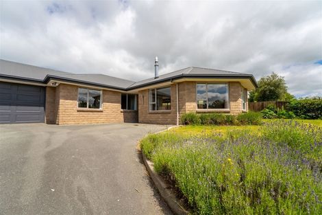 Photo of property in 23 Grove Avenue, Weston, Oamaru, 9401