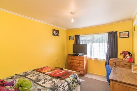 Photo of property in 27 Ruahine Street, Paraparaumu, 5032