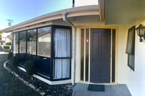 Photo of property in 20 Montjoy Street, Stratford, 4332