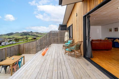 Photo of property in 19 Tunarau Street, Raglan, 3225