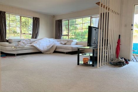 Photo of property in 1/9 Wairata Place, Te Atatu South, Auckland, 0610