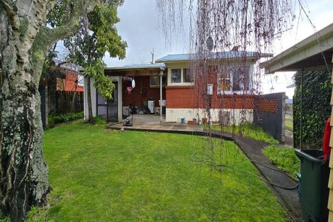 Photo of property in 28 Garden Heights Avenue, Glenview, Hamilton, 3206