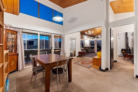 Photo of property in 13 Kenilworth Grove, Silverstream, Upper Hutt, 5019