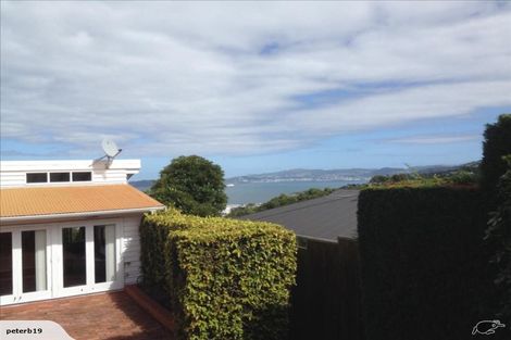 Photo of property in 37 Mulberry Street, Maungaraki, Lower Hutt, 5010