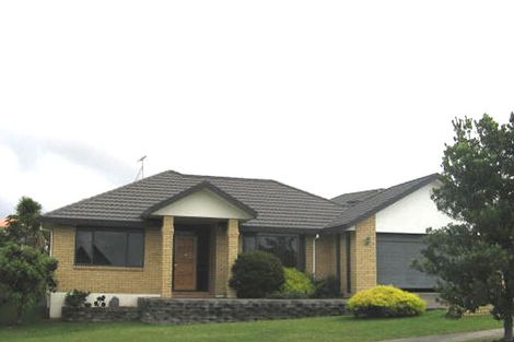 Photo of property in 9 San Valentino Drive, Henderson, Auckland, 0612