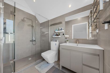 Photo of property in 6 Manahau Lane, Flat Bush, Auckland, 2019