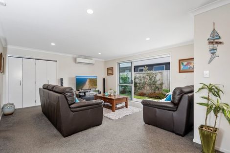 Photo of property in 22 Kohekohe Road, Papamoa Beach, Papamoa, 3118