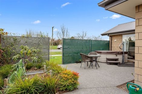 Photo of property in 69 Kippenberger Avenue, Rangiora, 7400