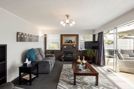 Photo of property in 17 Challinor Street, Pukete, Hamilton, 3200