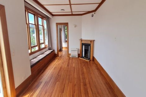 Photo of property in 120 Inglis Street, Seatoun, Wellington, 6022