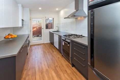 Photo of property in 2/83 Uxbridge Road, Cockle Bay, Auckland, 2014