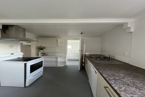 Photo of property in 3 Scott Street, Moturoa, New Plymouth, 4310