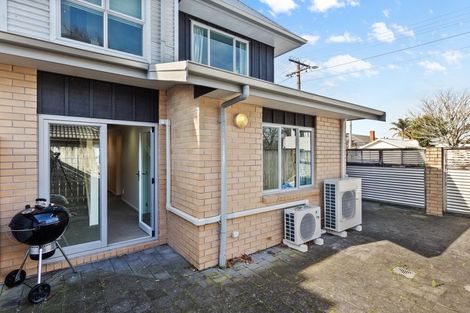Photo of property in 41d Cook Street, Hamilton East, Hamilton, 3216