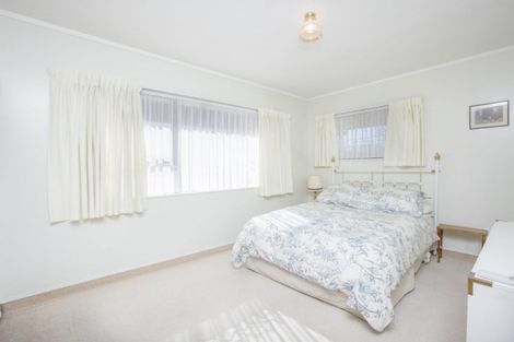 Photo of property in 69 Gibbons Street, Ebdentown, Upper Hutt, 5018