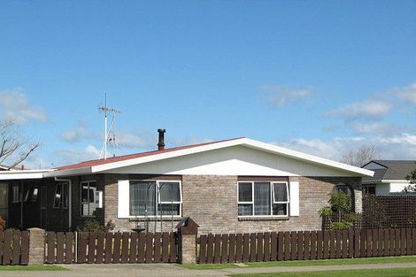 Photo of property in 5 Awatapu Drive, Whakatane, 3120