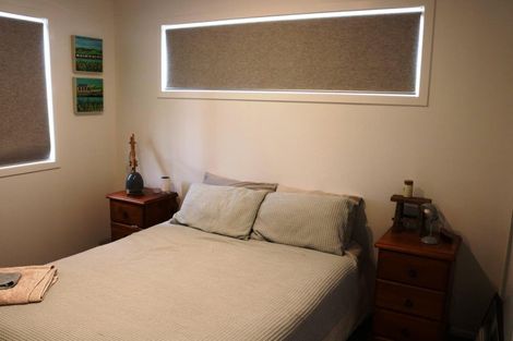 Photo of property in 420a Whangaparaoa Road, Stanmore Bay, Whangaparaoa, 0932