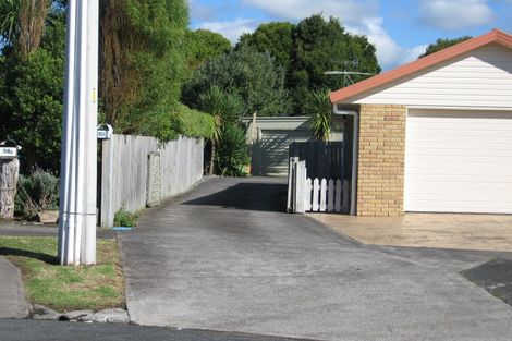 Photo of property in 16 Ross Crescent, Orewa, 0931