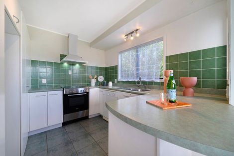 Photo of property in 2/31 Rangeview Road, Sunnyvale, Auckland, 0612