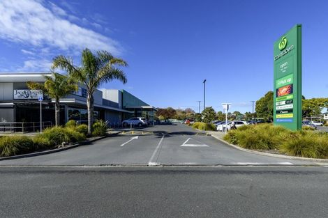 Photo of property in 2 Shelley Street, Otumoetai, Tauranga, 3110