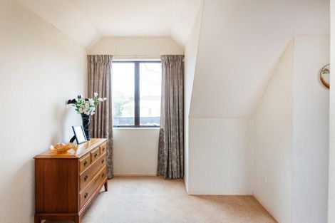 Photo of property in 483b Ruahine Street, Terrace End, Palmerston North, 4410