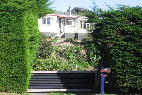 Photo of property in 24 Heperi Street, Waikanae Beach, Waikanae, 5036
