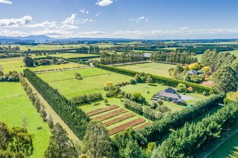 Photo of property in 301 School Road, West Eyreton, Rangiora, 7475