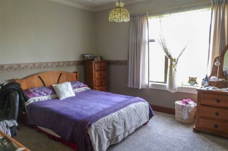 Photo of property in 8 Dunns Road, Otatara, Invercargill, 9879
