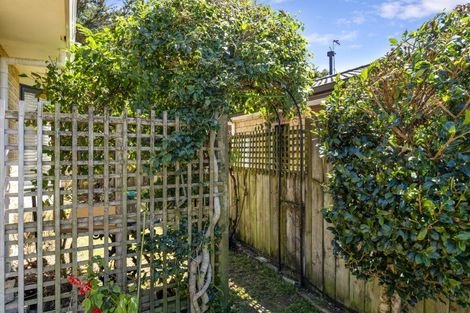 Photo of property in 71 Campbell Avenue, Paraparaumu, 5032