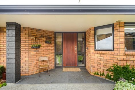 Photo of property in 14 Tennyson Avenue, Kelvin Grove, Palmerston North, 4414