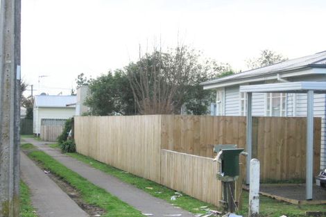 Photo of property in 64 Bandon Street, Frankton, Hamilton, 3204