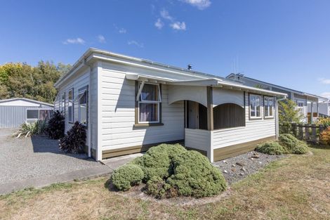 Photo of property in 44 Tennyson Street, Dannevirke, 4930