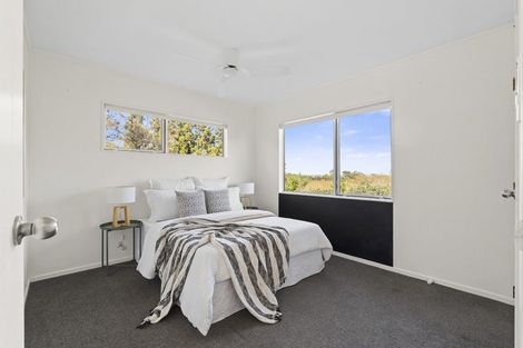 Photo of property in 233 Whitehills Road, Waitoki, Silverdale, 0994